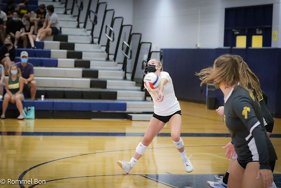 20210825 Oswego East Volleyball-58