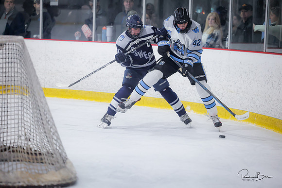 20241123 Varsity Oswego-33