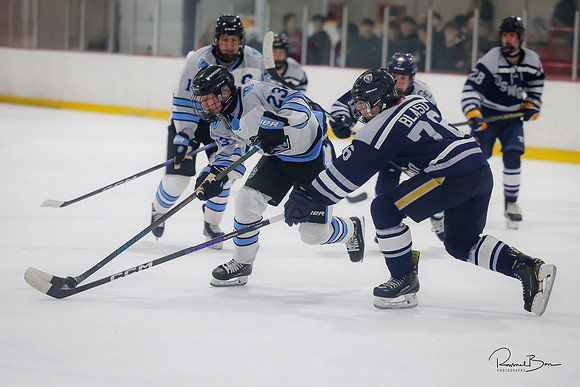 20241123 Varsity Oswego-60
