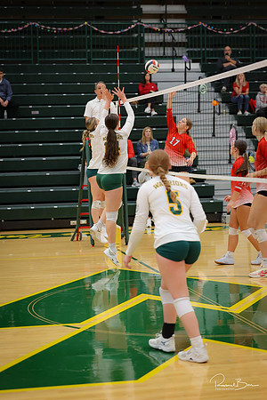 20241024 JV Naperville Central-1