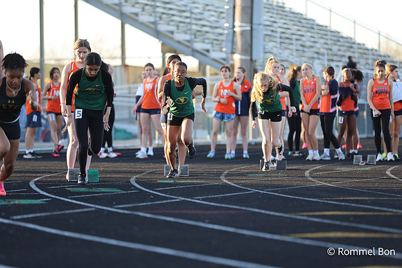 20230418 Napervile North-Metea Valley Meet-239