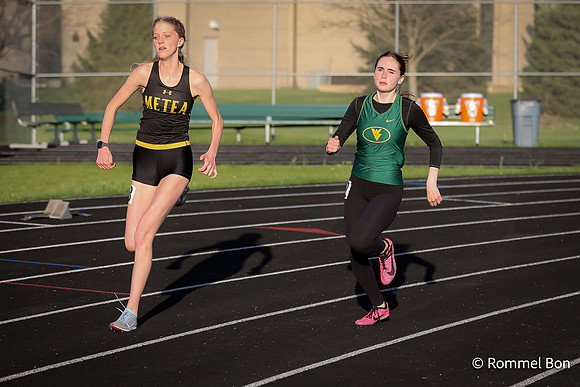 20230418 Napervile North-Metea Valley Meet-163