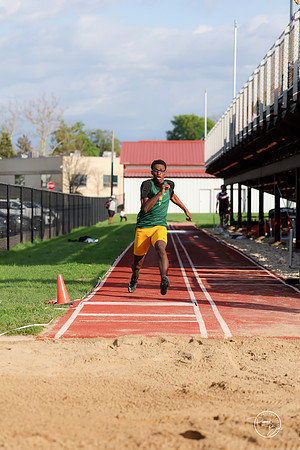 20260421 Naperville Central Meet-106