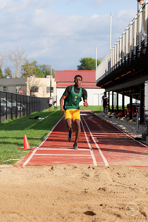 20260421 Naperville Central Meet-108