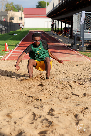20260421 Naperville Central Meet-122