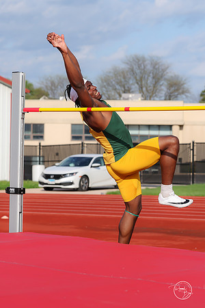 20260421 Naperville Central Meet-133