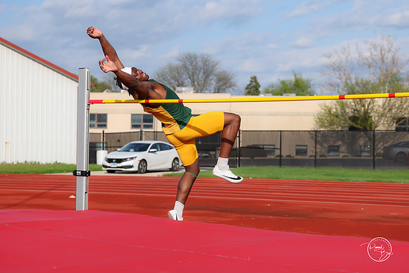 20260421 Naperville Central Meet-134