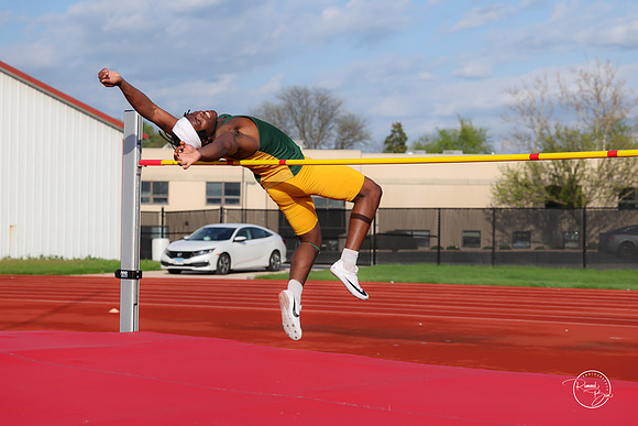 20260421 Naperville Central Meet-135
