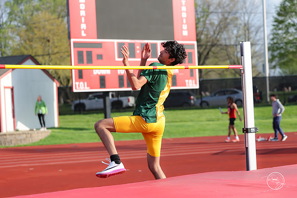 20260421 Naperville Central Meet-155