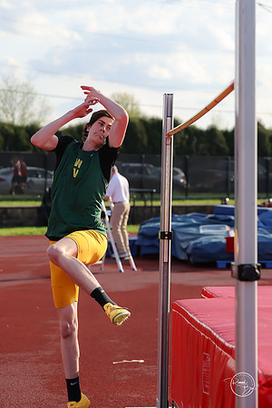 20260421 Naperville Central Meet-175