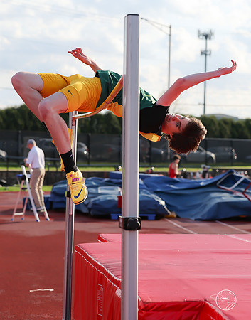 20260421 Naperville Central Meet-180