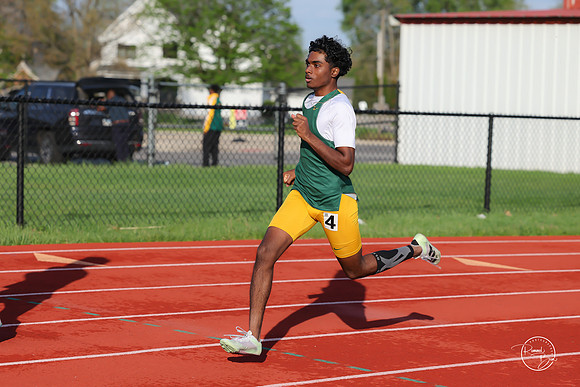 20260421 Naperville Central Meet-184