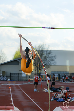 20260421 Naperville Central Meet-206
