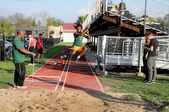 20260421 Naperville Central Meet-249