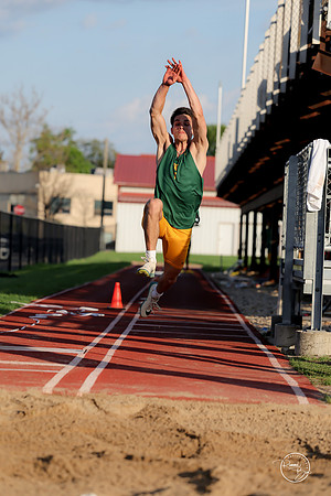 20260421 Naperville Central Meet-260