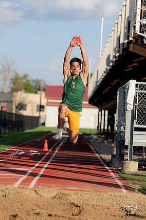 20260421 Naperville Central Meet-262