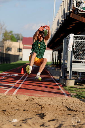 20260421 Naperville Central Meet-265