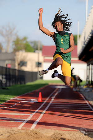 20260421 Naperville Central Meet-272