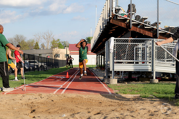 20260421 Naperville Central Meet-284