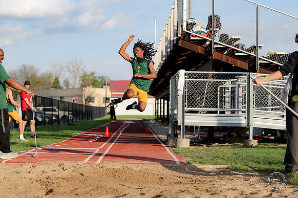 20260421 Naperville Central Meet-292