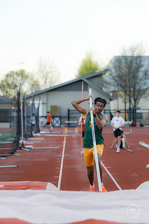 20260421 Naperville Central Meet-320