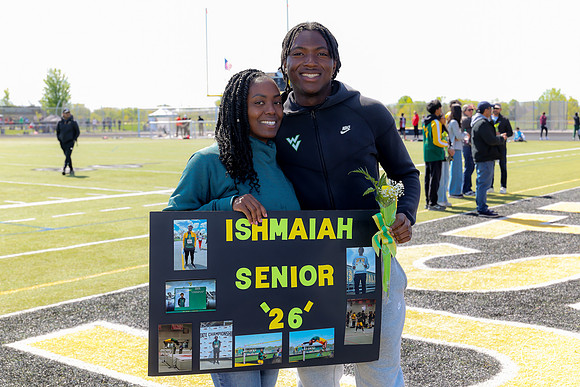 20260502 Senior Night-Red Ribbon-12