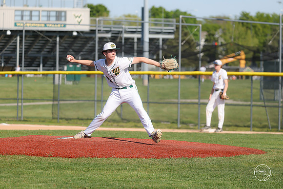 20260514 Senior Night-33