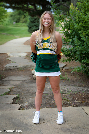 Cheer Team Class of 2022-32