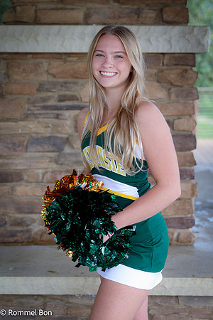 Cheer Team Class of 2022-21
