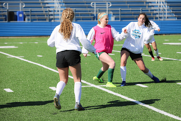 20200307 WV Girls Soccer Practice-174
