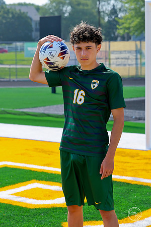 2026 Lucas G.-13