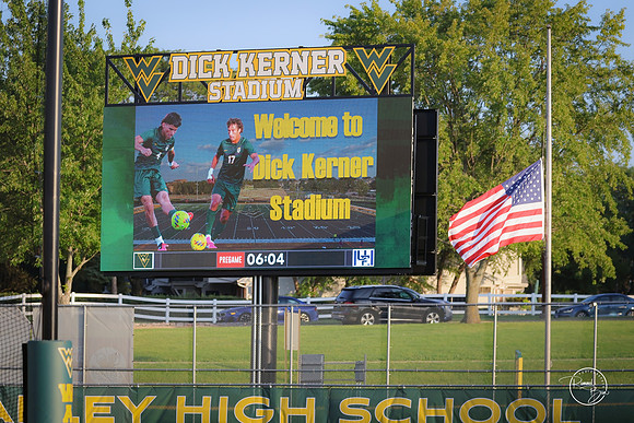 20260901 Oswego East-1