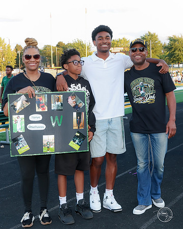 20260911 Senior Night Football-24