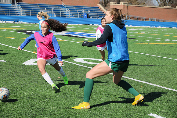 20200307 WV Girls Soccer Practice-79