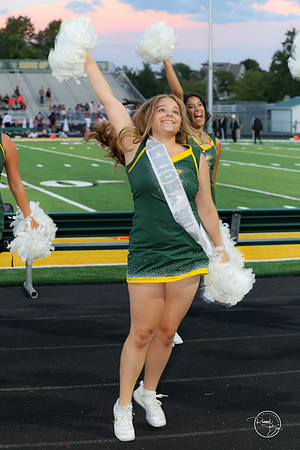 20260911 Dance Team Sidelines-18