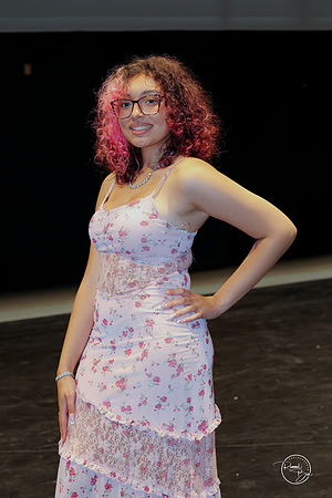 2027 Izabella-9