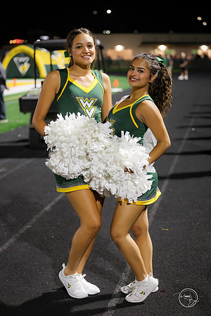 20260911 Dance Team Sidelines-32