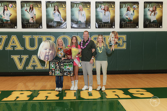 20260922 Senior Night Girl Volleyball-19