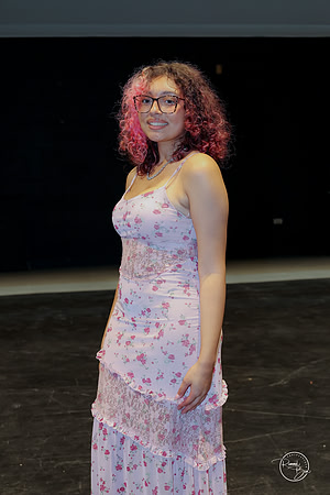 2027 Izabella-7