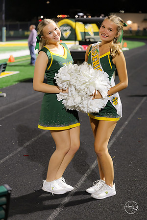 20260911 Dance Team Sidelines-41