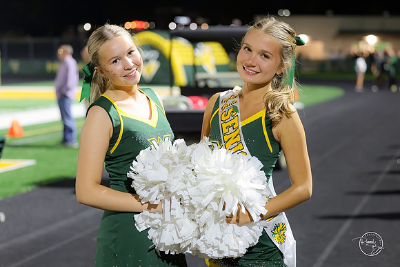20260911 Dance Team Sidelines-42