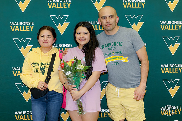 20260922 Girls Swim & Dive Senior Night-12