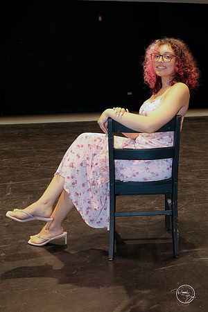 2027 Izabella-4