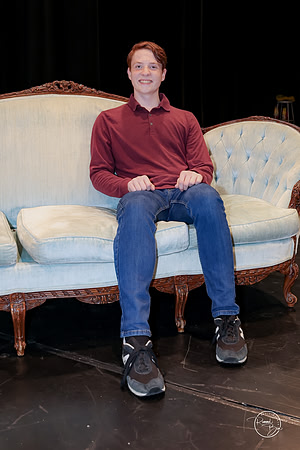 2027 Derek-19
