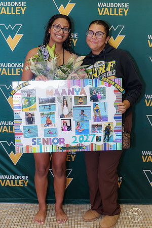 20260922 Girls Swim & Dive Senior Night-31