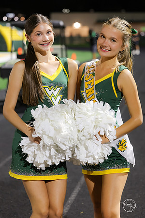 20260911 Dance Team Sidelines-44