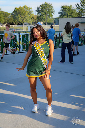 20260911 Dance Team Sidelines-1