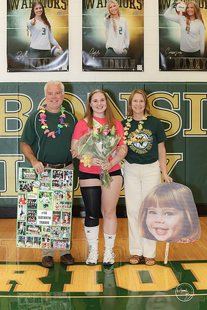 20260922 Senior Night Girl Volleyball-22