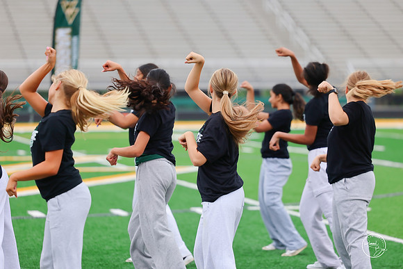20260925 Orchesis at the Pep Rally-36