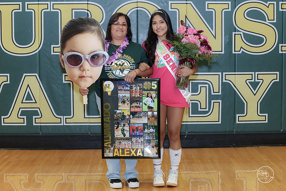 20260922 Senior Night Girl Volleyball-8